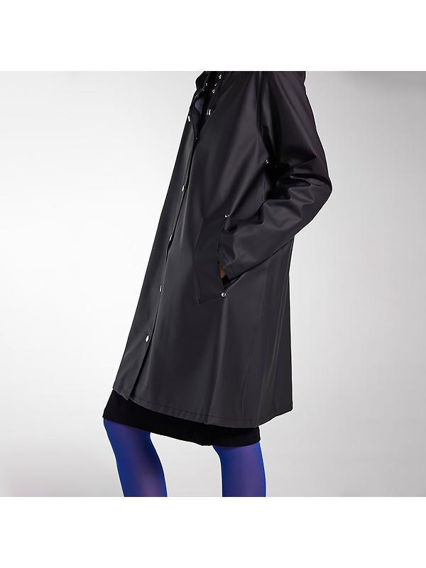 Stutterheim Women's Mosebacke Lightweight Raincoat - Black Image 6