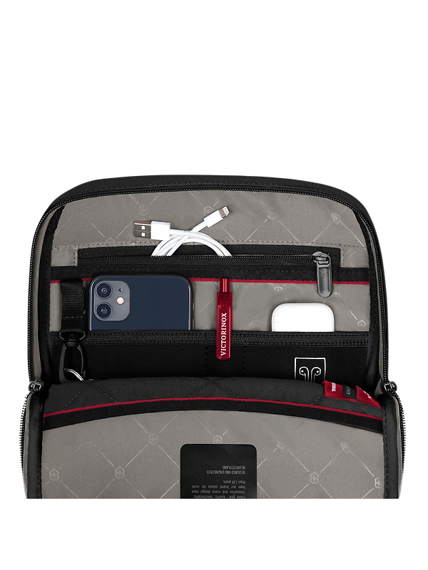 Victorinox Altmont Modern Crossbody Bag - Black Image 4