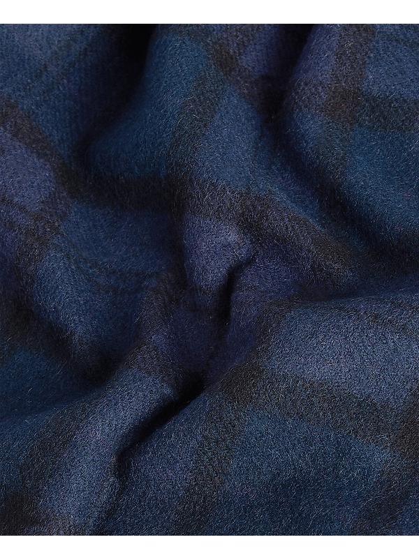 Barbour Tartan Lambswool Scarf - Black Watch Image 4
