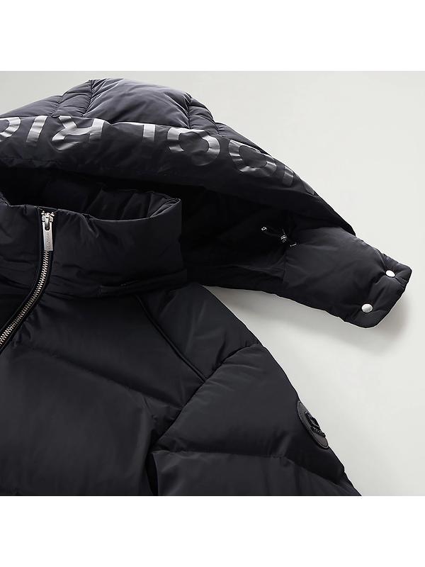 Woolrich Women's Short Alsea Down Puffer Jacket - Black Image 7