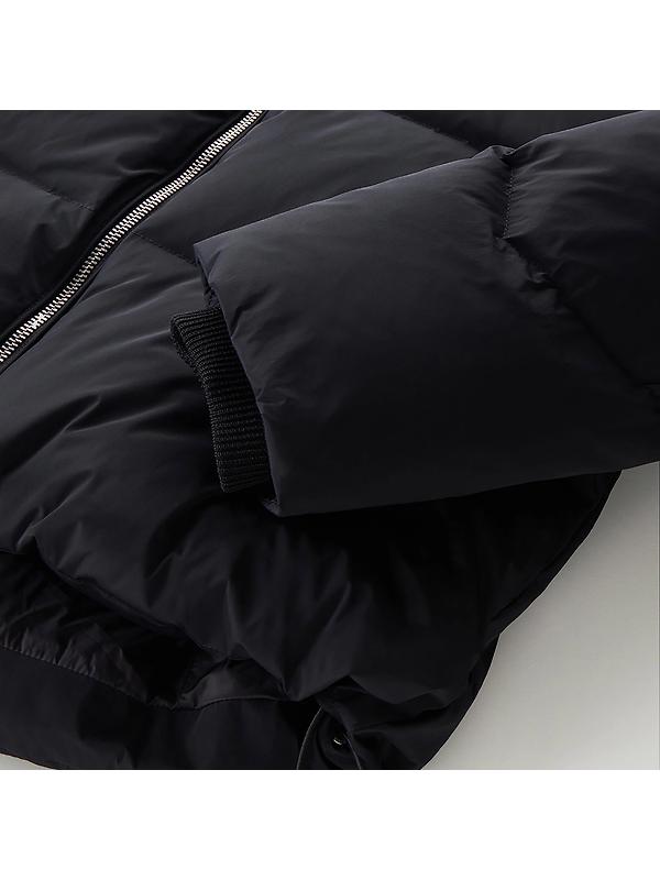 Woolrich Women's Short Alsea Down Puffer Jacket - Black Image 9