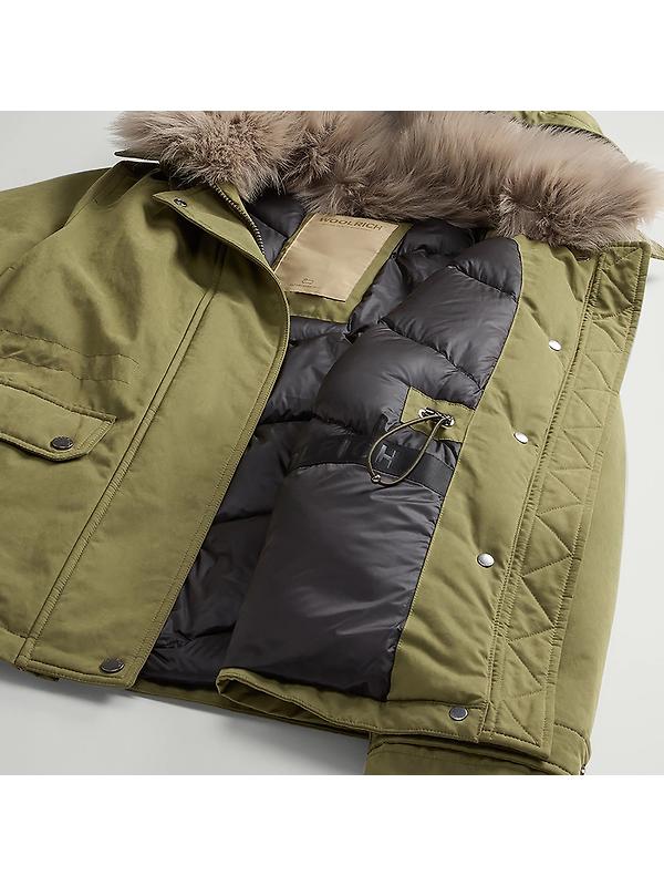 Woolrich Women's Short Arctic Parka - Greenstone Image 11