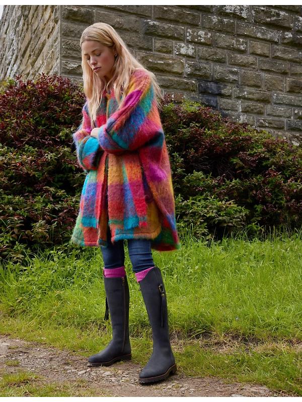 Penelope Chilvers Women's Cashmere Cable Boot Socks - Pink Image 5