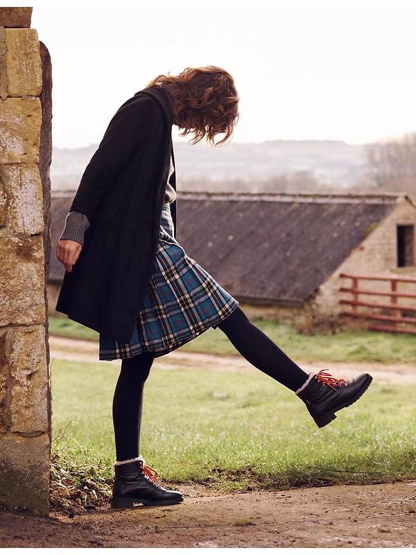 Penelope Chilvers Women's Cortina Leather/Shearling Boot - Black Image 6