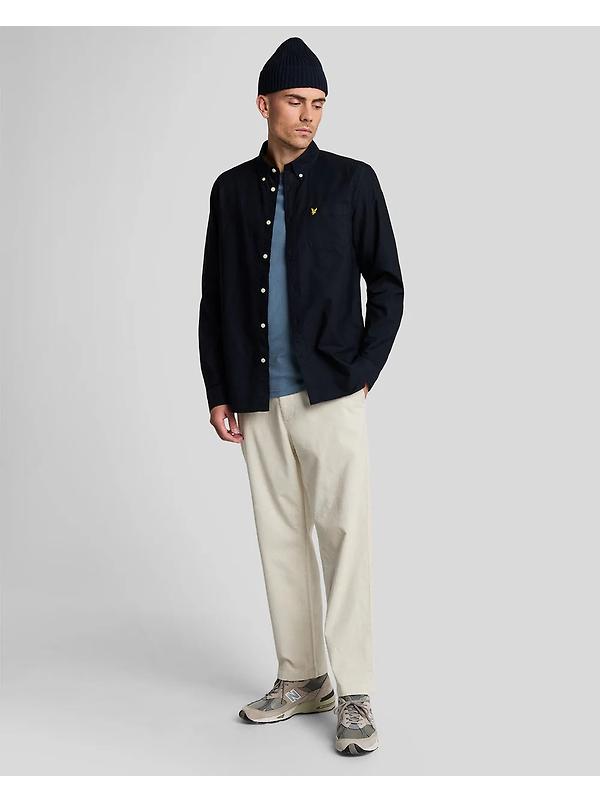 Lyle & Scott Men's Plain Oxford Shirt - Dark Navy Image 4