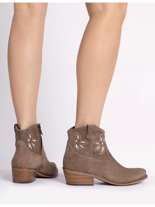 Penelope Chilvers Women's Cassidy Jasmine Boots - Sesame Image 2