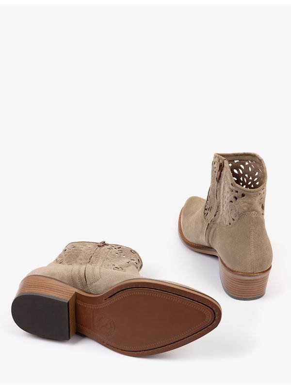 Penelope Chilvers Women's Cassidy Cut Out Lace Boots - Camel Image 4
