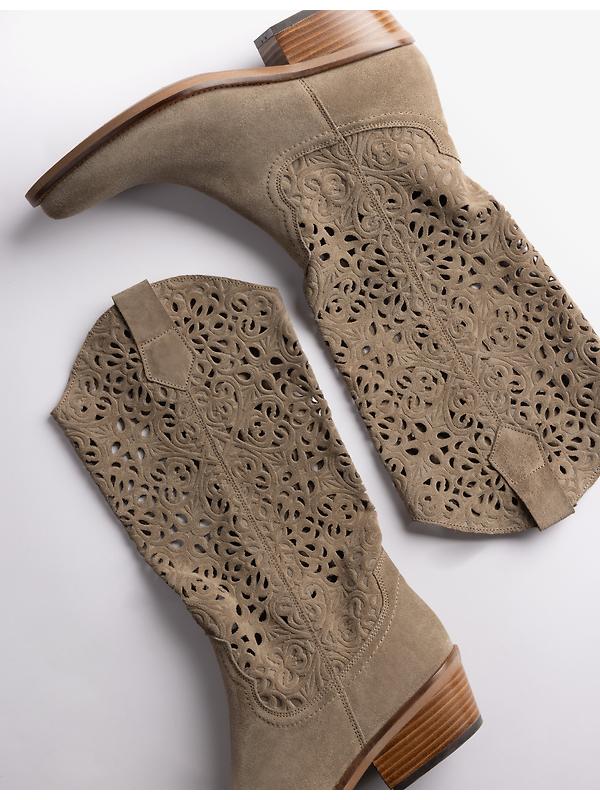 Penelope Chilvers Women's Goldie Cut Out Lace Boots - Camel Image 3