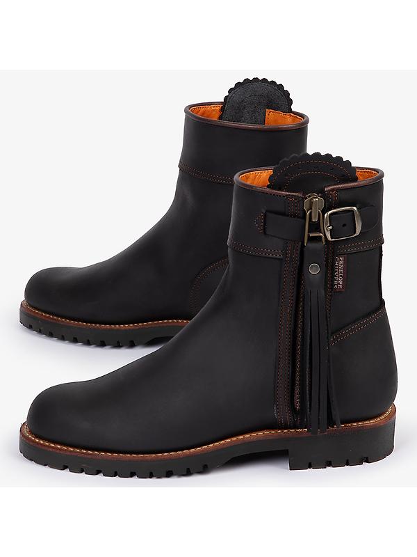 Penelope Chilvers Women's Inclement Cropped Tassel Boots - Black Image 2