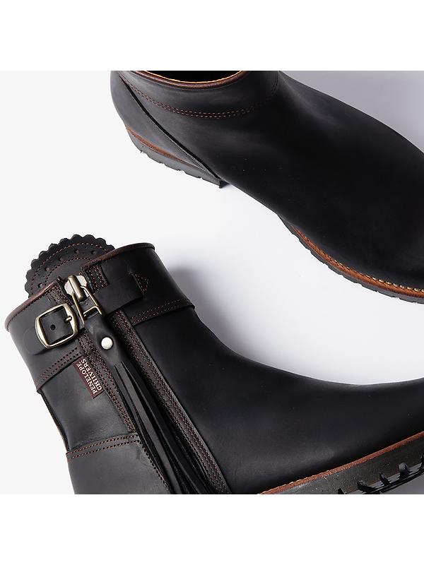 Penelope Chilvers Women's Inclement Cropped Tassel Boots - Black Image 3