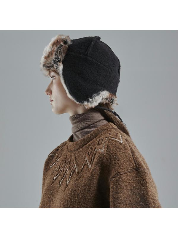 66°North Kaldi Arctic Hat - Black Image 6