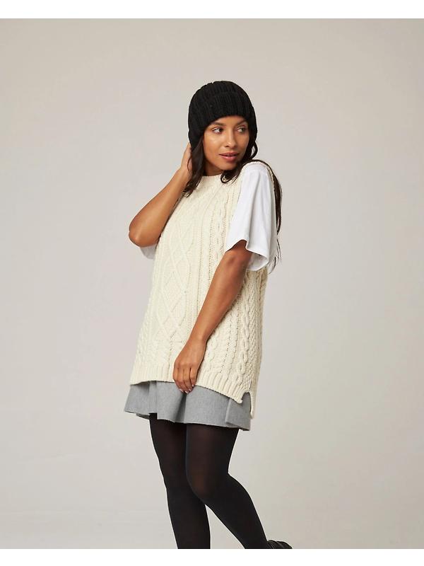 Peregrine Milliner Ribbed Beanie - Black Image 5