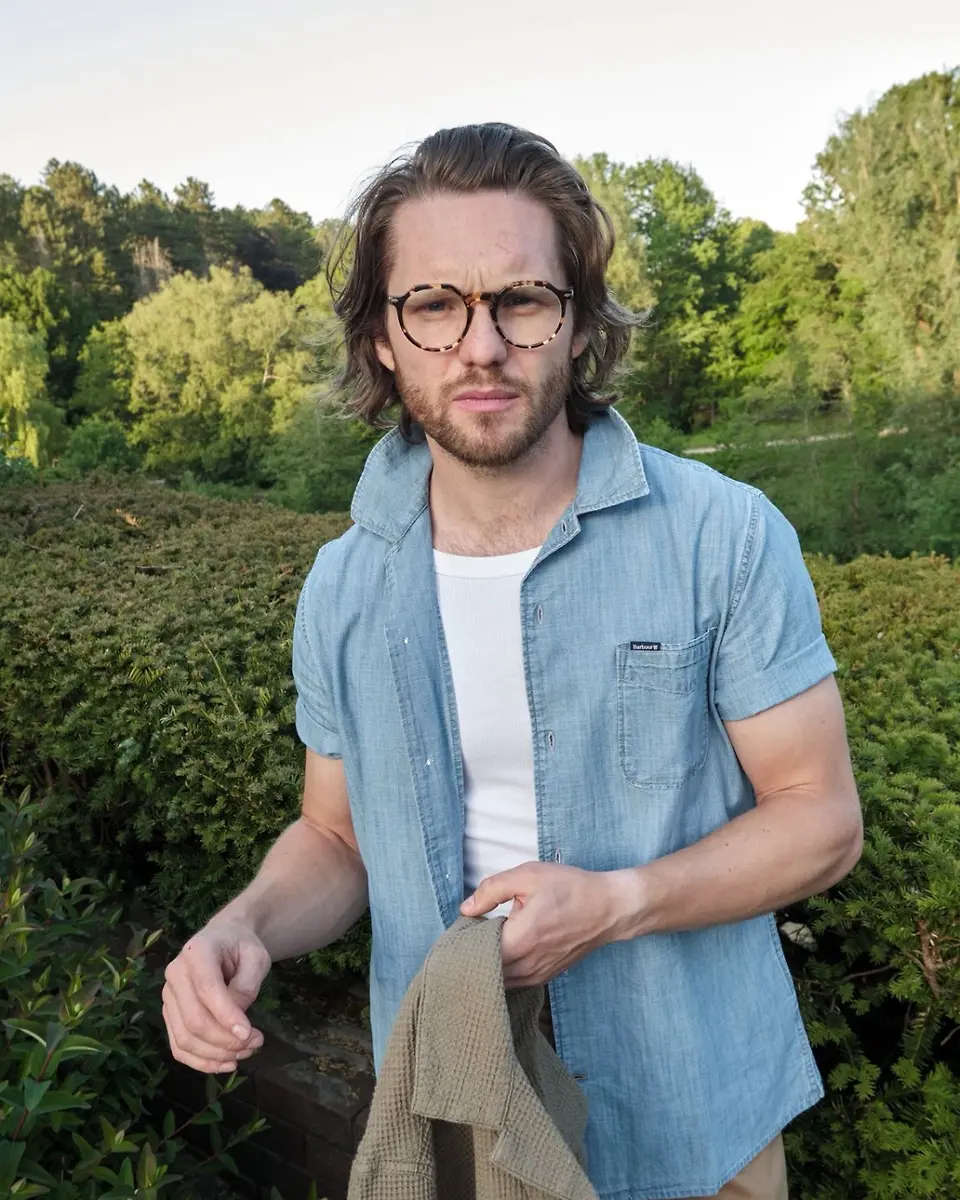 We Like Your Look: Joe Donovan Image