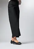Thumbnail 2 of FitFlop Women's DELICATO Bow Soft Leather Ballet Flats - Black