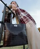 Thumbnail 10 of Barbour Women's Eilein Leather Tote Bag - Black Cherry