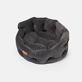 Thumbnail 3 of Joules Chesterfield Pet Bed - Grey
