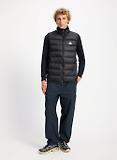 Thumbnail 4 of Pyrenex Men's Arial Sleeveless Down Jacket - Black