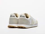 Thumbnail 4 of VEJA Women's Rio Branco II Alveomesh Retro-Running Trainers - White White